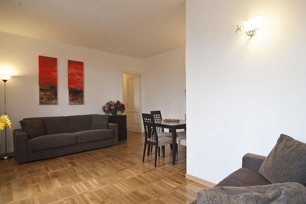 Bed and breakfast Romacentrarte Extérieur photo