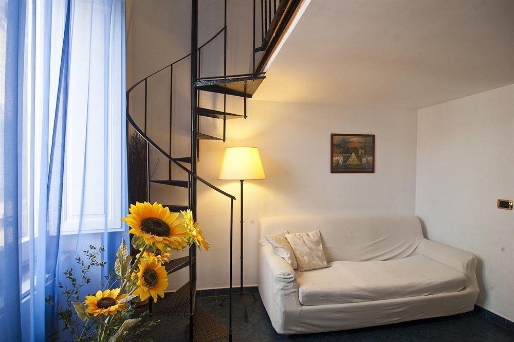 Bed and breakfast Romacentrarte Extérieur photo